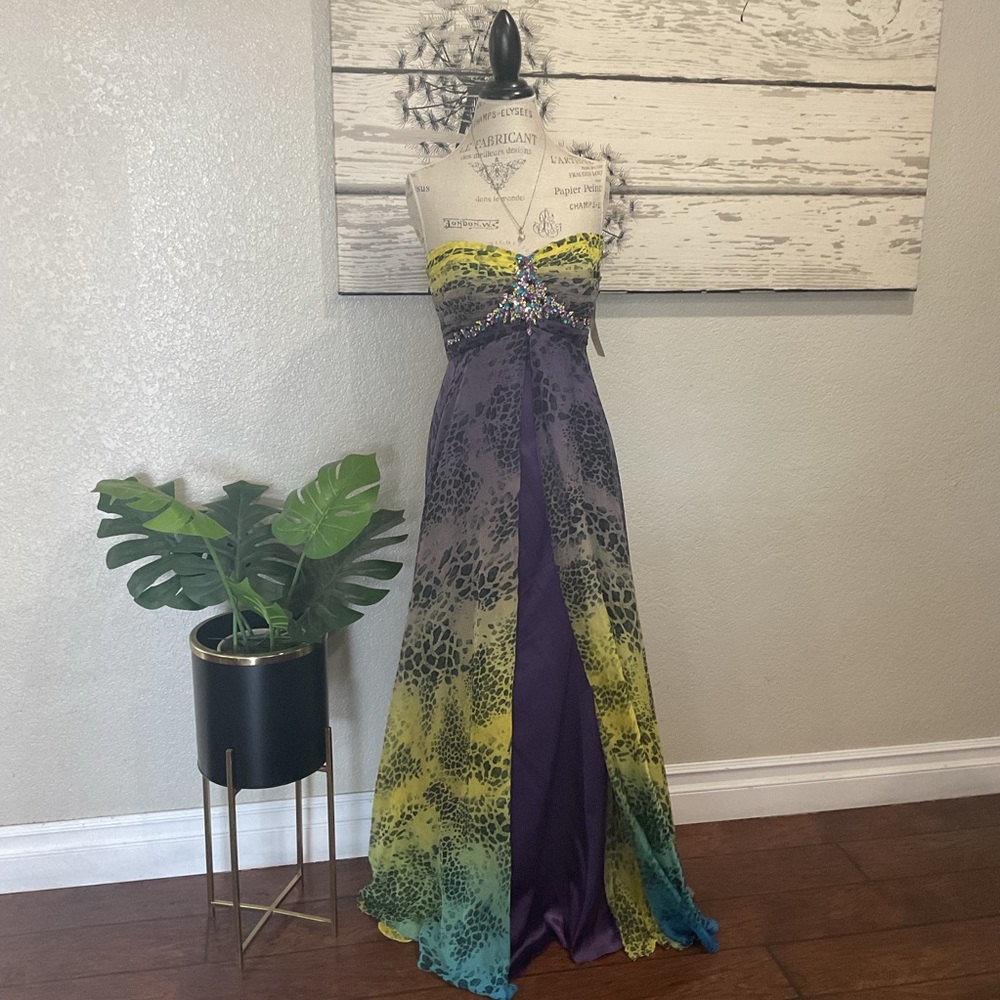 Tony Bowls Evenings Jeweled Dress